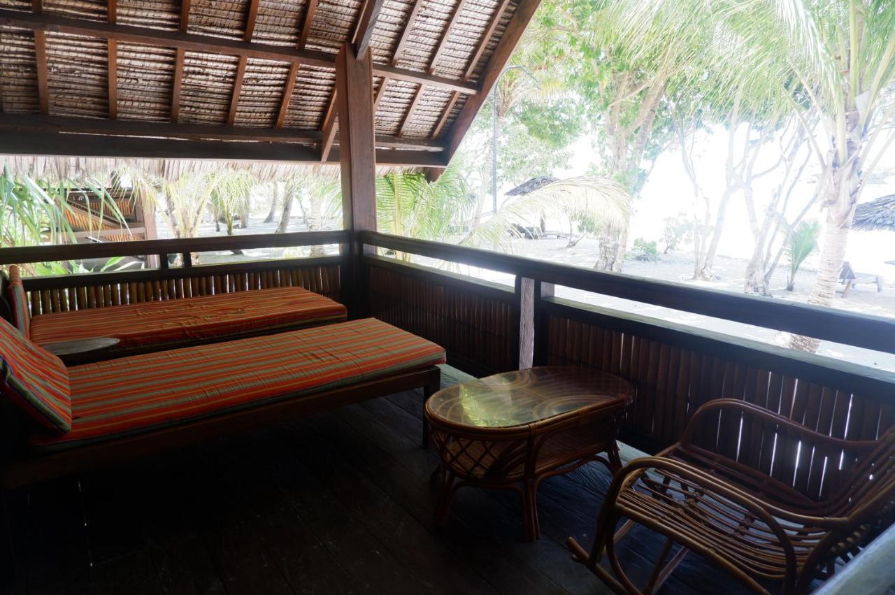 Wakatobi Patuno Diving And Beach Resort By Sahid Wanci Экстерьер фото