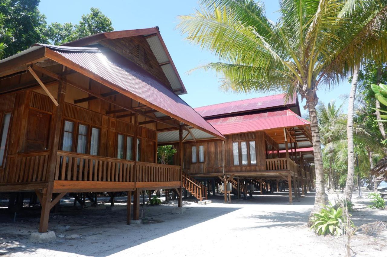 Wakatobi Patuno Diving And Beach Resort By Sahid Wanci Экстерьер фото
