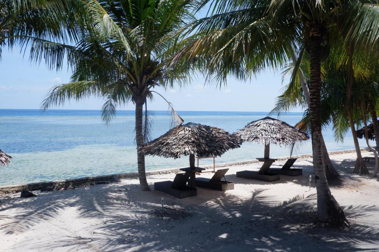 Wakatobi Patuno Diving And Beach Resort By Sahid Wanci Экстерьер фото