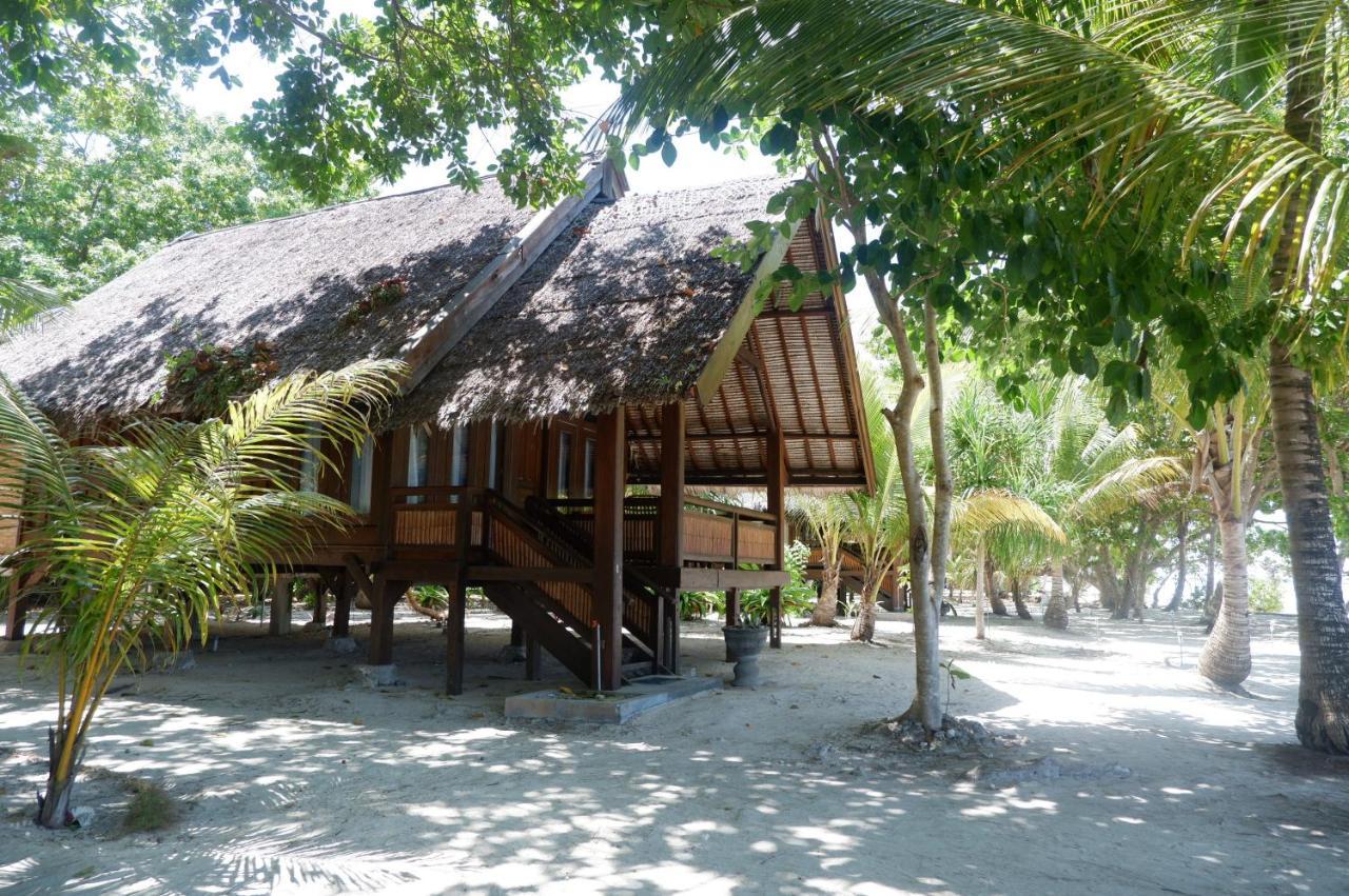 Wakatobi Patuno Diving And Beach Resort By Sahid Wanci Экстерьер фото